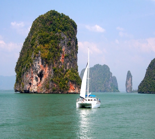 EXCLUSIVE FAMILY  HOLIDAY PACKAGE